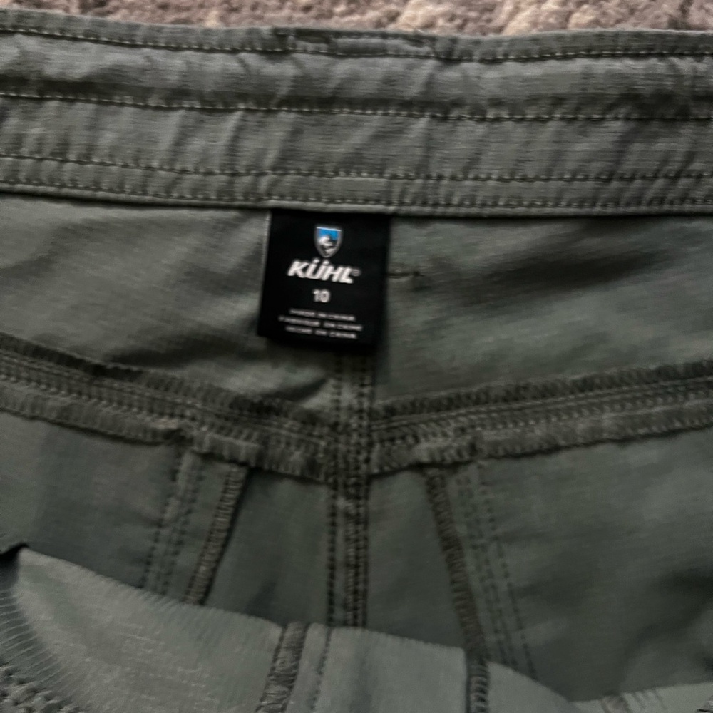 Kuhl Horizon 5” Cargo Shorts in Fern Green - Picture 4 of 8